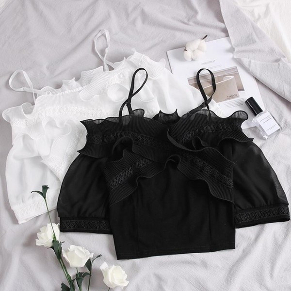 Bluză de damă modernă în alb și negru - model scurt