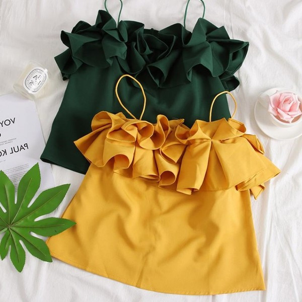 Modern női felső, vékony pántokkal, négy színben