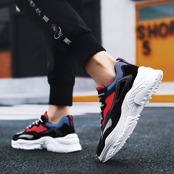 Alkalmi férfi tornacipő vastag talppal, három színben