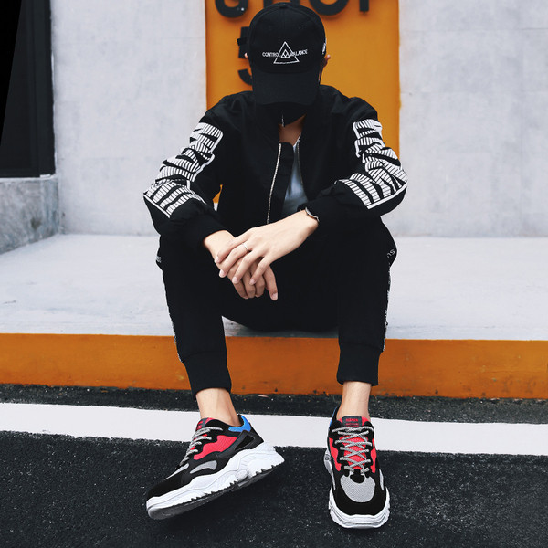 Alkalmi férfi tornacipő vastag talppal, három színben