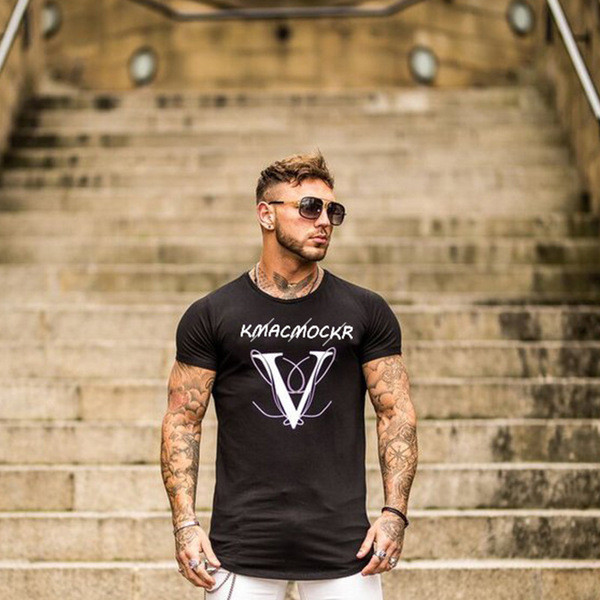 Aktuális férfi póló három színben rátéttel és felirattal