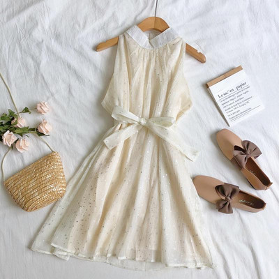 Modern női ruha négy színben és szalaggal