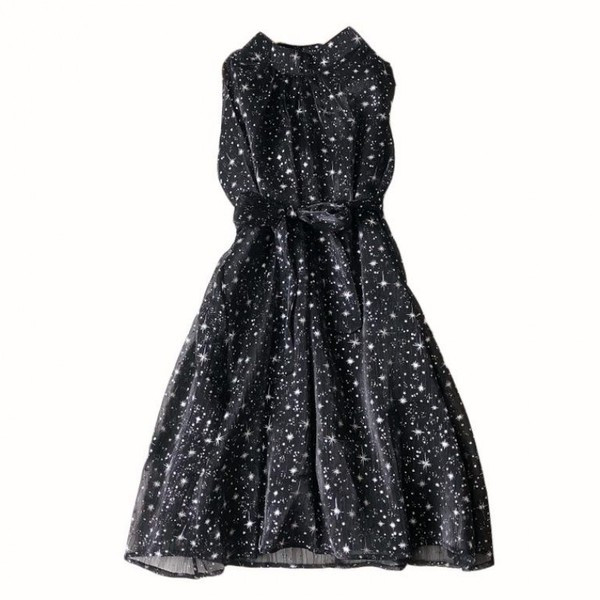 Modern női ruha négy színben és szalaggal