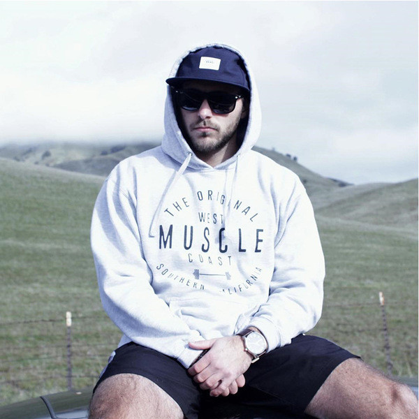 Modern férfi pulóver két színben felirattal és kapucnival