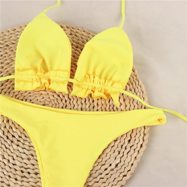 Sima modell fürdőruha két részből áll