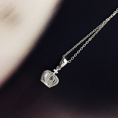 Női nyaklánc két színben díszítő kövekkel