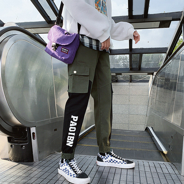 Μοντέρνα αντδικά παντελόνια με  τσέπες σε δύο χρώματα