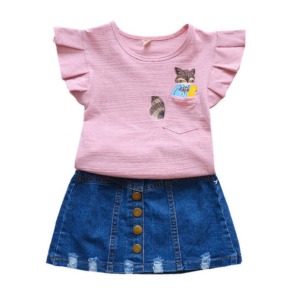 Modern, kétrészes szoknyából és blúzból álló gyerekszett lányoknak