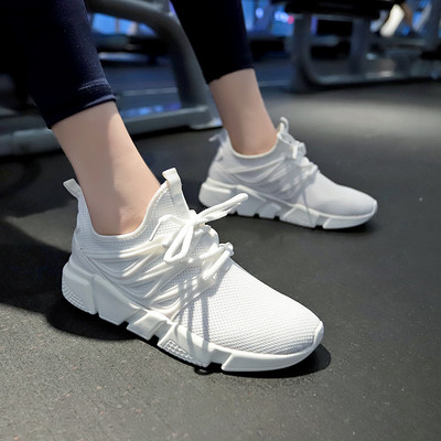 Légáteresztő női tavaszi-nyári tornacipő többféle modellben