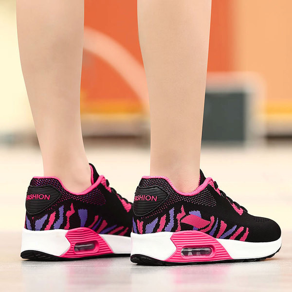 Női hálós tornacipő fűzővel, három modellben