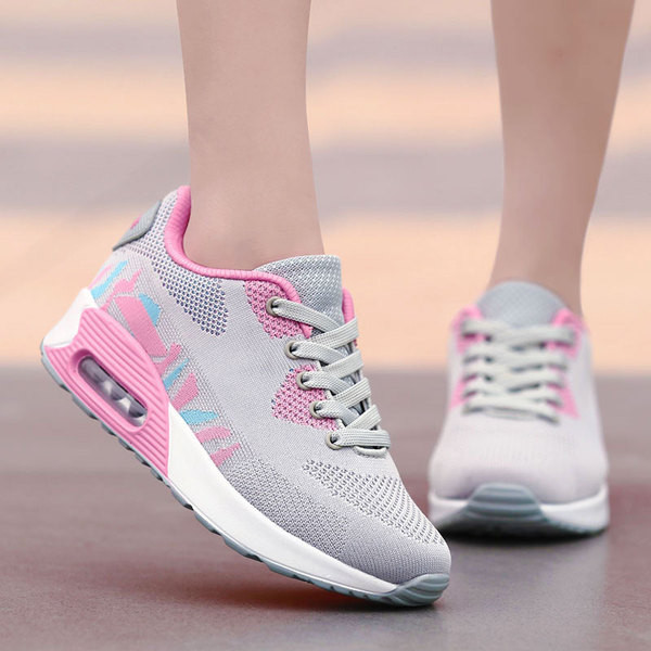 Női hálós tornacipő fűzővel, három modellben