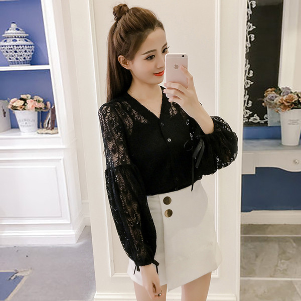 Modern női csipke ing fehér és fekete színben