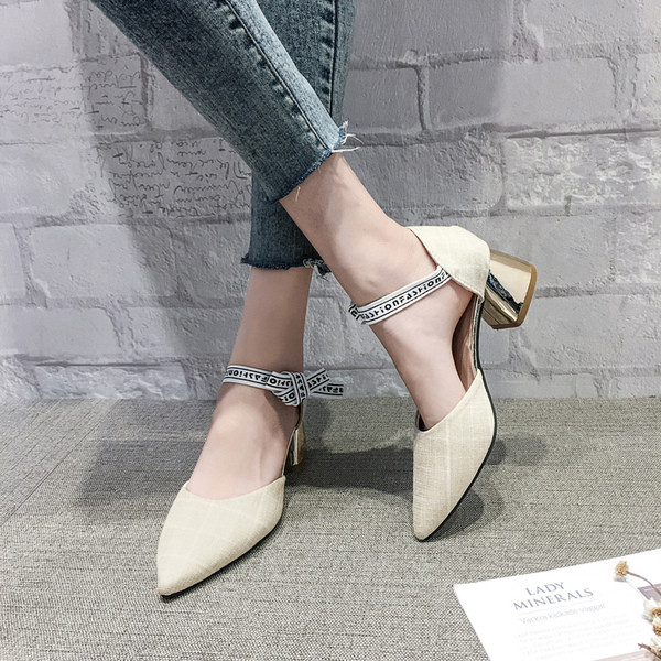 Modern női magassarkú cipő két színben - hegyes modell