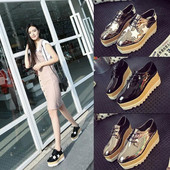 Stílusos, fűzős női cipők új modellje, két modellben