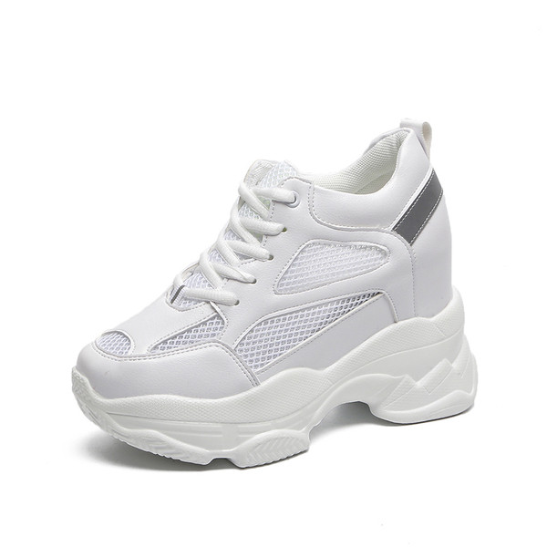 Eko bőrből készült tavaszi női tornacipő fehér és szürke színben