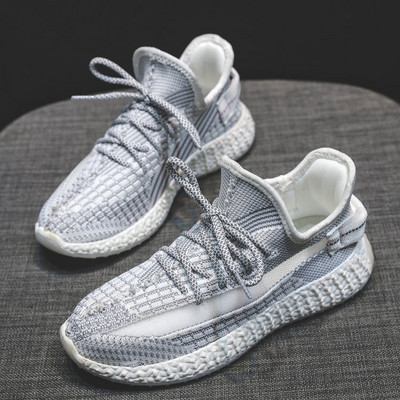 Több színben fűzős sport és alkalmi női tornacipő