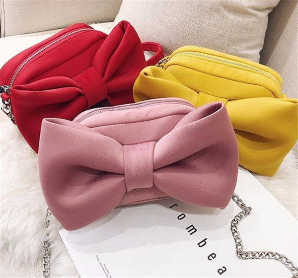 Modern női táska 3D szalag elemmel, négy színben