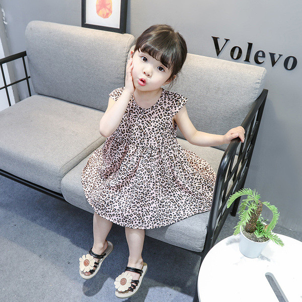 Modern gyerekruha két színben szabott modellben