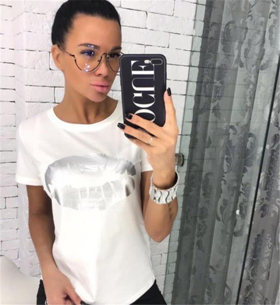 Modern női póló három színű mintával