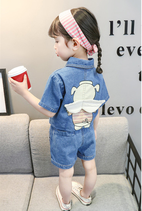 Set modern pentru fete pentru copii cu aplicatie