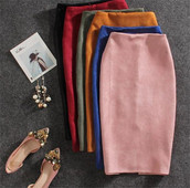 Öko velúrból készült modern női szoknya többféle színben