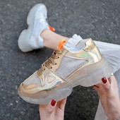 Γυναικεία αθλητικά παπούτσια σε χρυσό και ασημί χρώμα