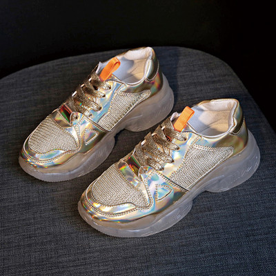 Γυναικεία αθλητικά παπούτσια σε χρυσό και ασημί χρώμα