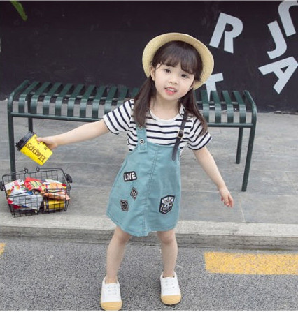 Modern gyerekruha rövid ujjal - három színben