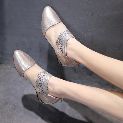 Καθημερινά  γυναικεία παπούτσια με δαντέλα σε δύο χρώματα