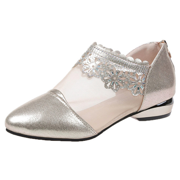 Καθημερινά  γυναικεία παπούτσια με δαντέλα σε δύο χρώματα