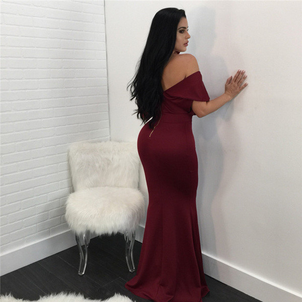 Elegáns hosszú női ruha V-nyakkal, két színben