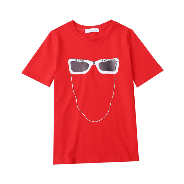 Modern női póló fekete, piros és fehér rátéttel