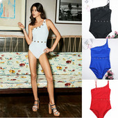 Stílusos fürdőruha fém elemekkel több színben