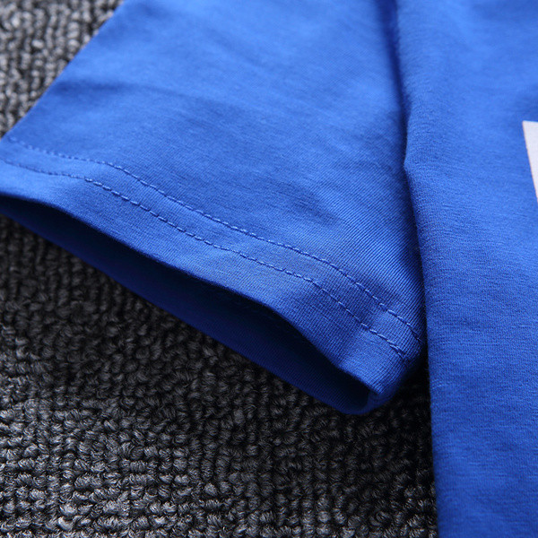 Gyerekkészlet fiúknak két részből, két színben