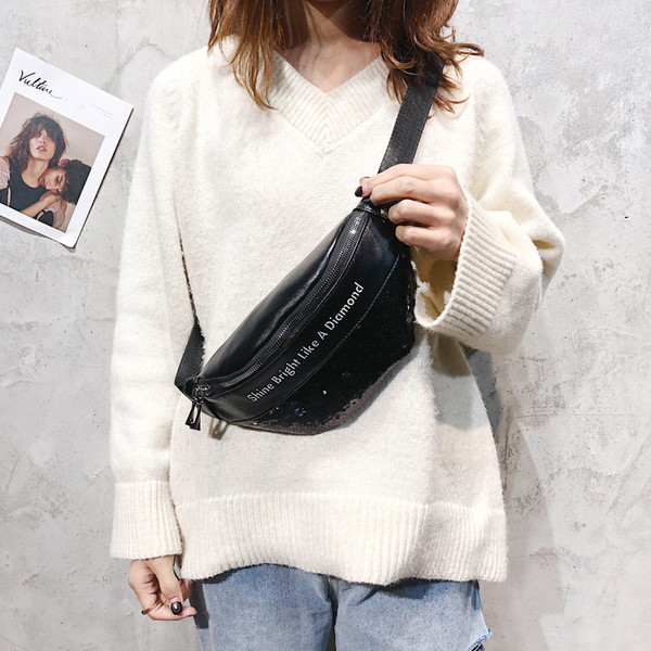 Modern női táska eko bőrből készült flitterekkel, négy színben