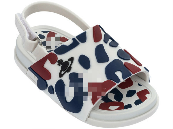 Modern gyerekszandál lányoknak három színben, matricával