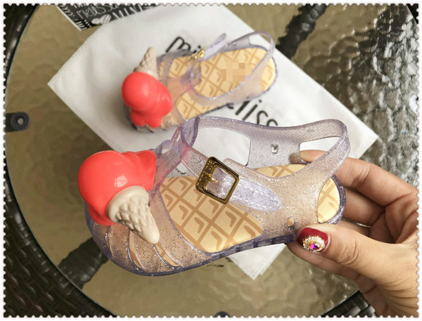 Modern szilikon gyerekszandál lányoknak két színben