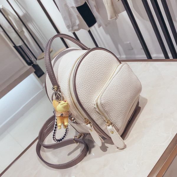 Modern női hátizsák eko bőrből, két méret tartozékkal