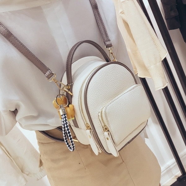 Modern női hátizsák eko bőrből, két méret tartozékkal