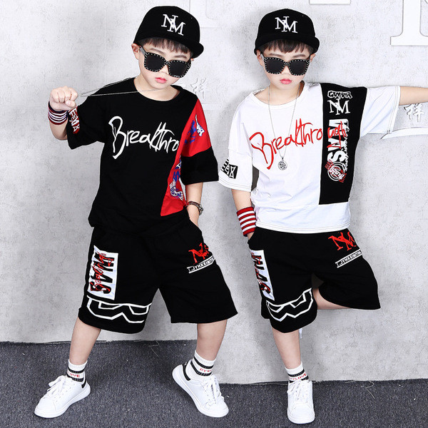 Modern gyerekkészlet fehér és fekete színben