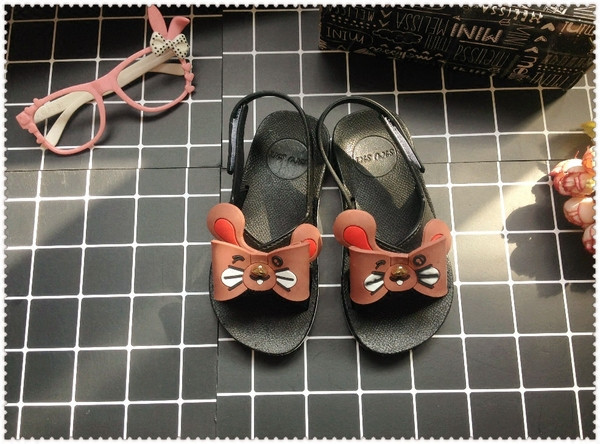 Modern kétszínű szalagos gyerekszandál lányoknak