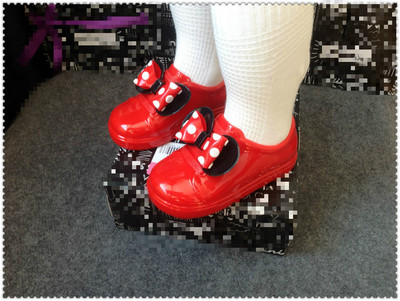 Μοντέρνα παιδικά ανοιξιάτικα παπούτσια για κορίτσια με κορδέλα σε διάφορα χρώματα