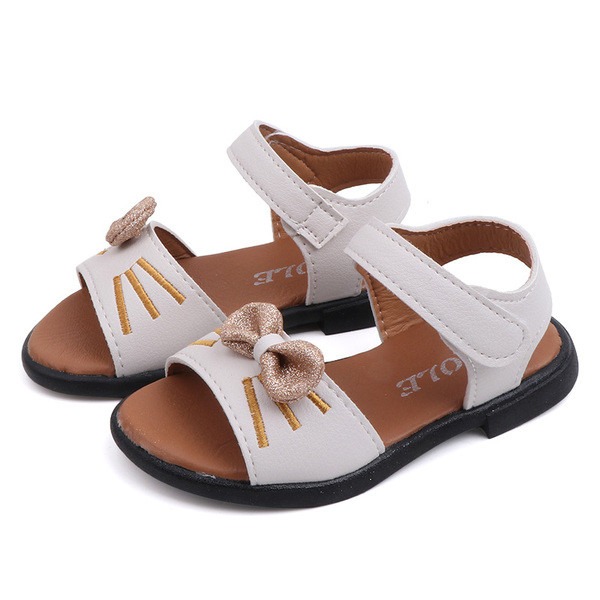 Modern gyerekszandál lányoknak szalaggal és matricával