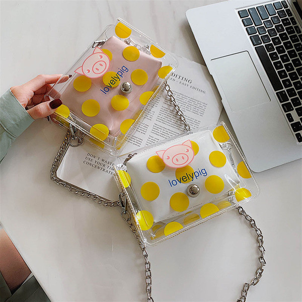 Modern női táska átlátszó huzattal és hosszú fém kabáttal, három színben