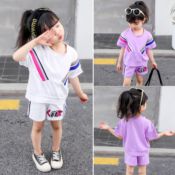 Stílusos gyerekszett fehér és lila színben