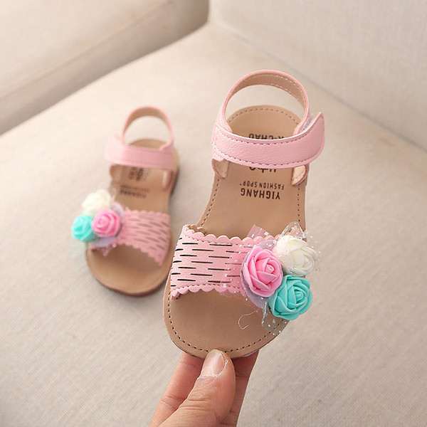 Sandale pentru copii elegante pentru fete in trei culori cu un element 3D din piele ecologica