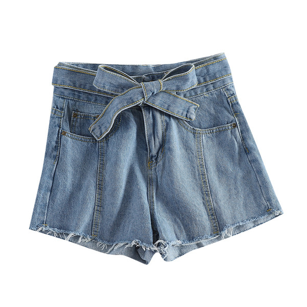 Pantaloni scurți din denim cu talie înaltă și curea în culori deschise și închise