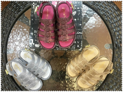 Модерни детски силиконови сандали за момичета в различни цветове