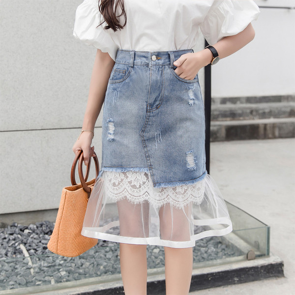 Fusta de dama model NOU din denim cu dantela si tul