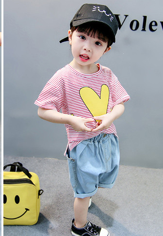 Gyermek póló lányoknak rátéttel és feliratokkal - két színben